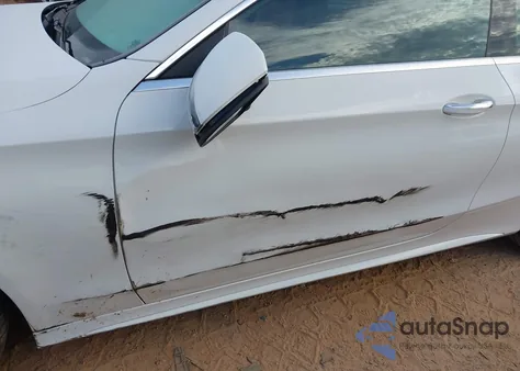 2019 Mercedes-Benz C 300 4Matic z USA, uszkodzony, nr VIN WDDWJ8EB3KF875000